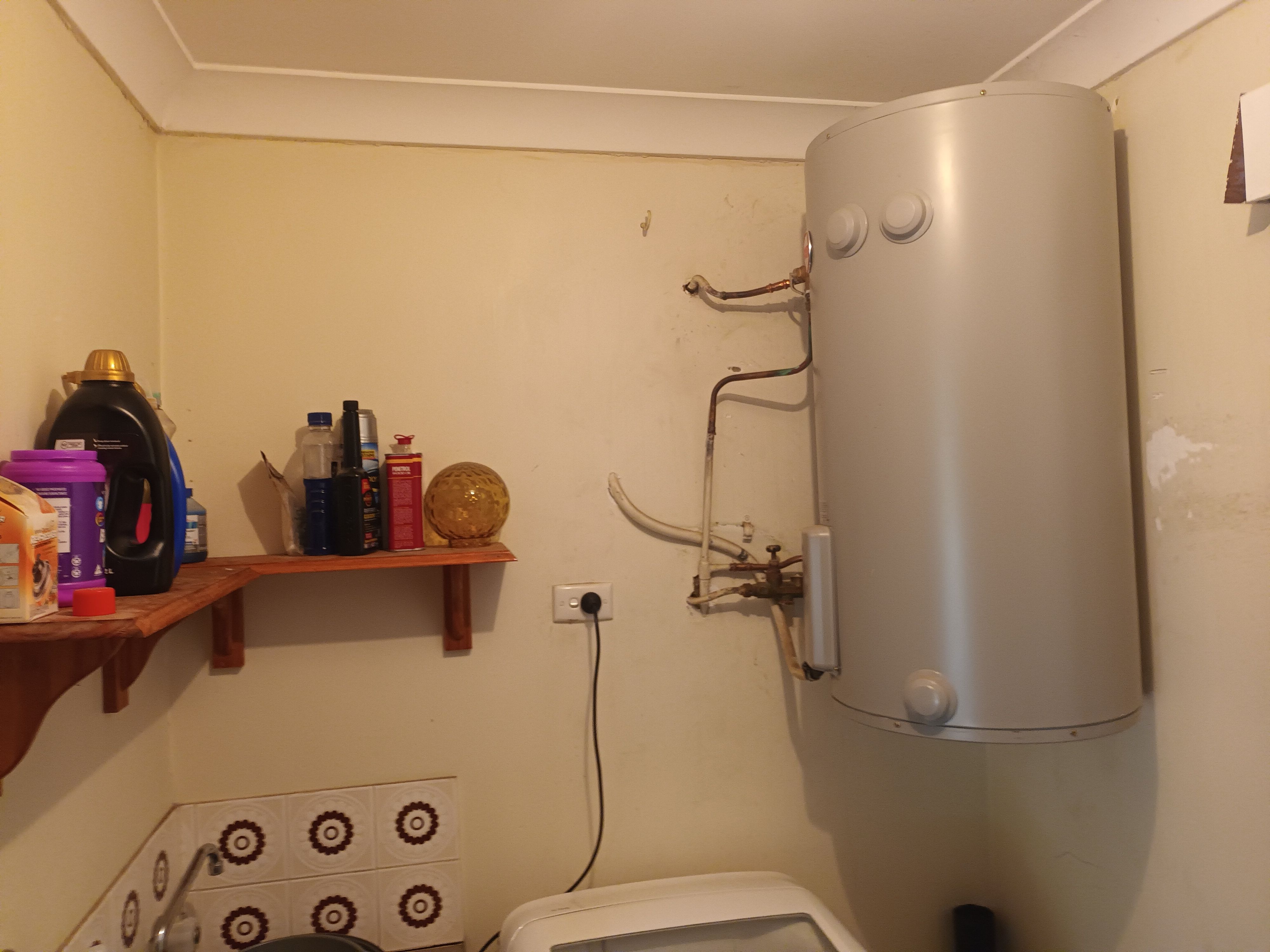 How to hide hot water cylinder and pipes... Bunnings community