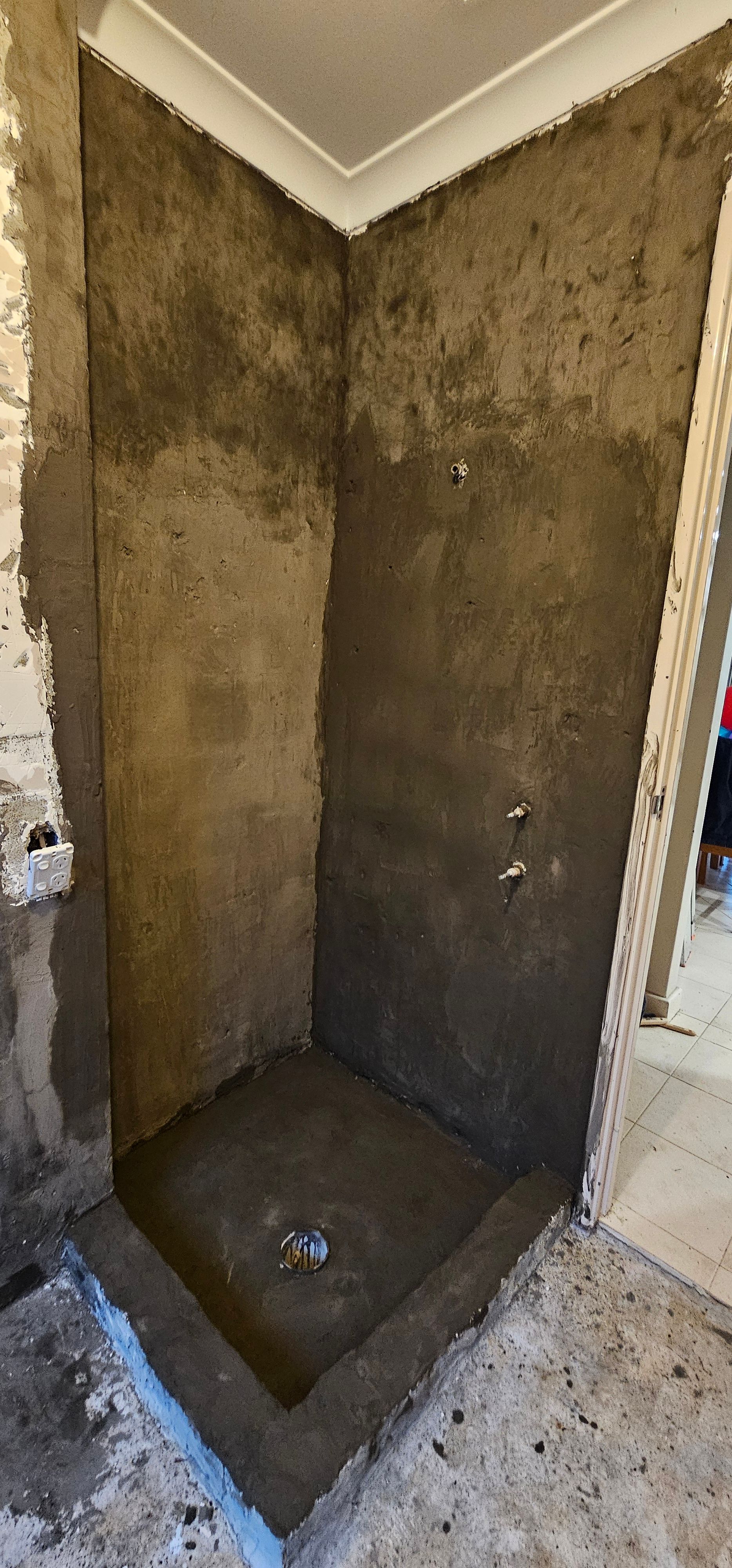 How to prepare bathroom walls for primin... Bunnings community