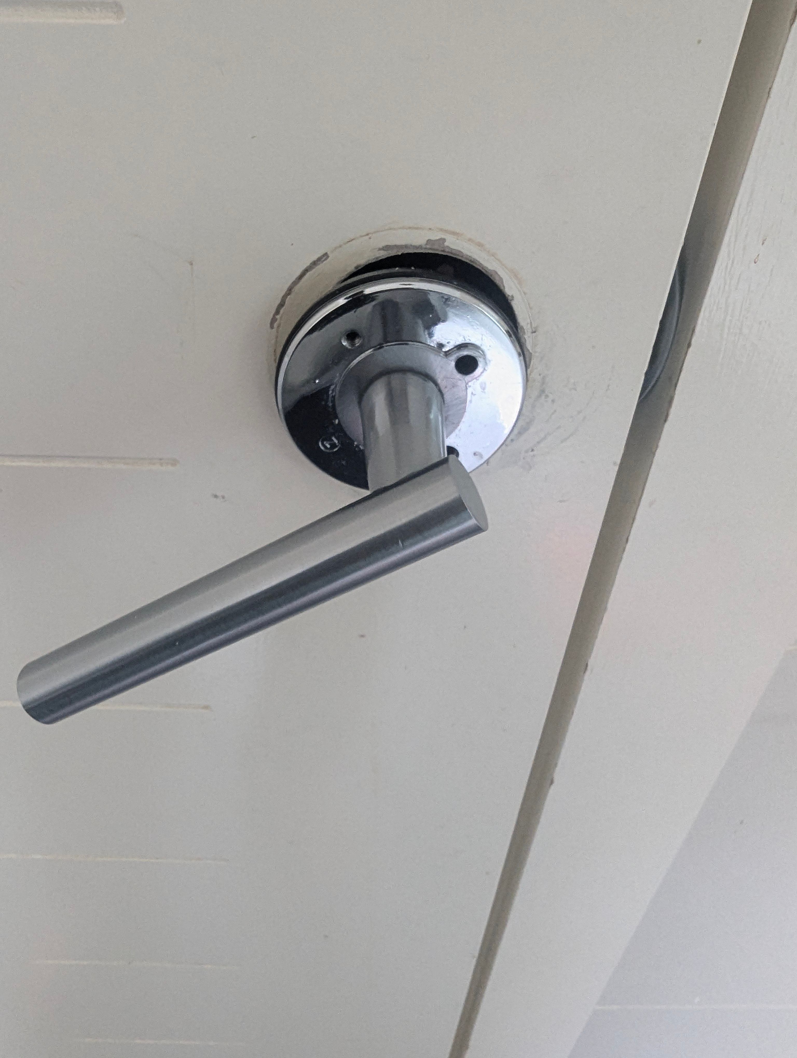 How to replace bathroom door handle with... Bunnings community