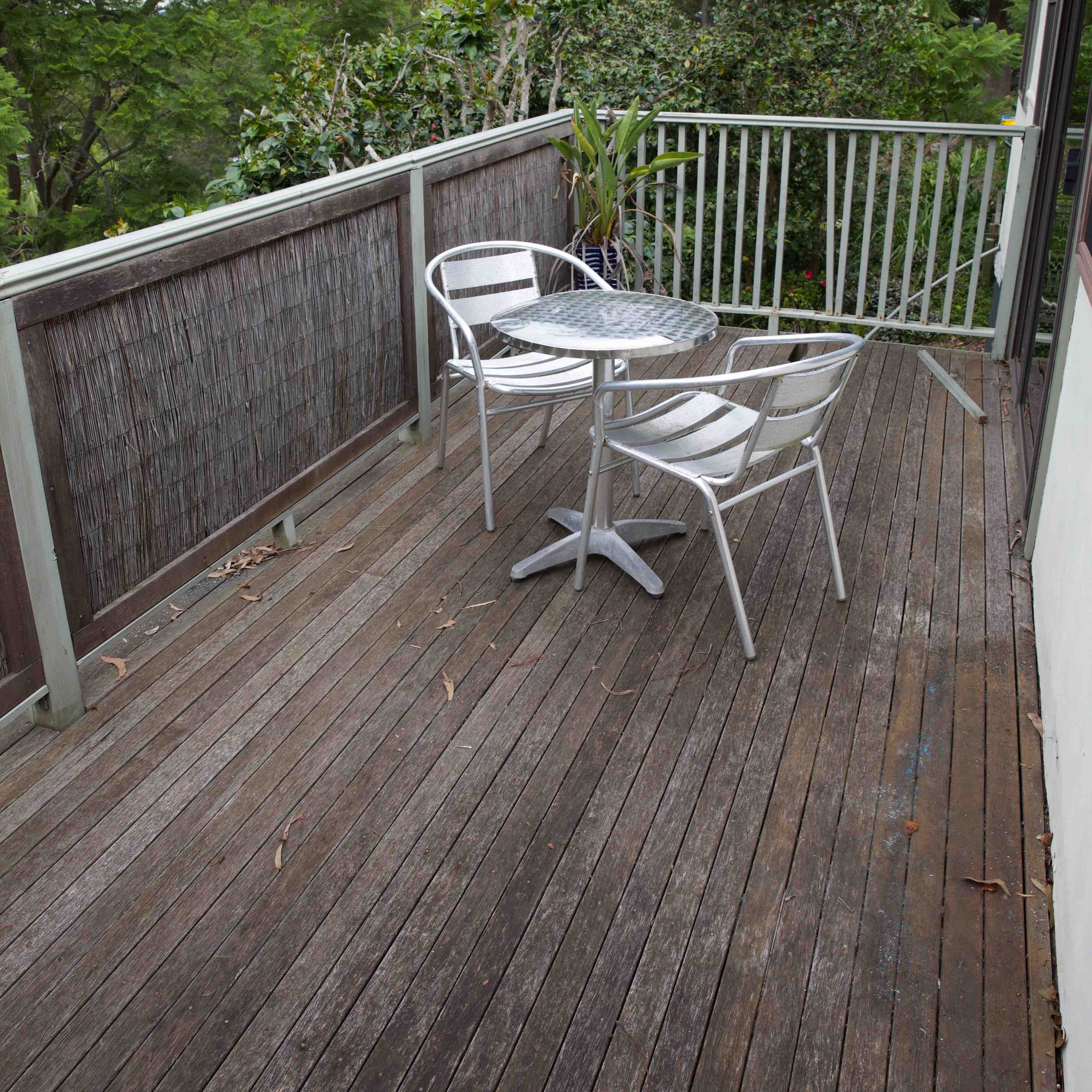 How to renovate a timber deck Bunnings community