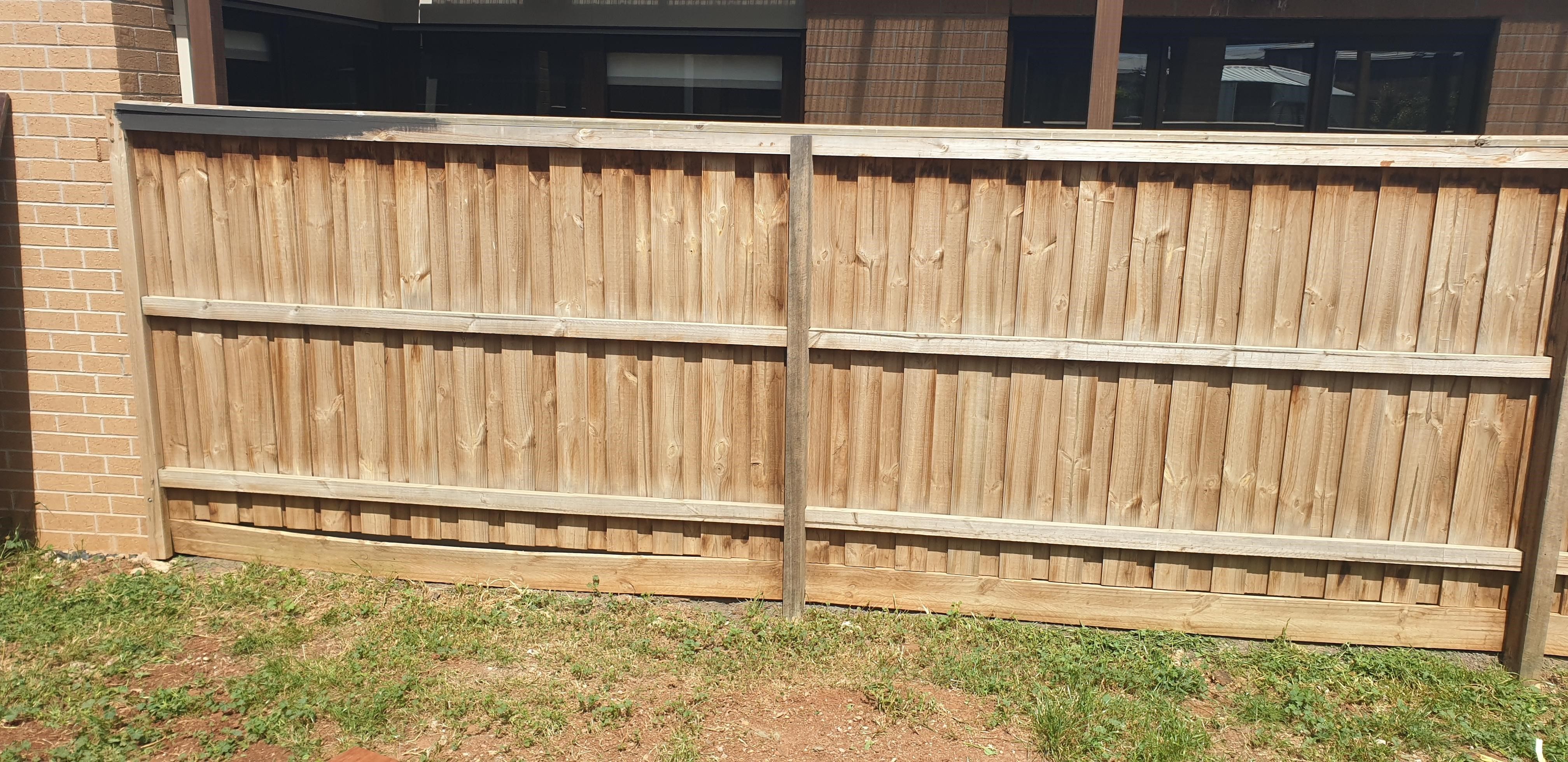 Fence makeover Bunnings community