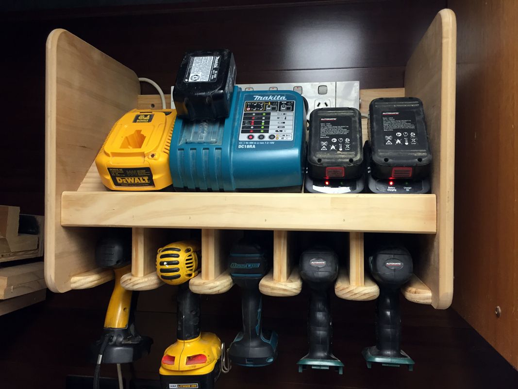 Cordless Drill Holder and Charging Station for 8 tools 