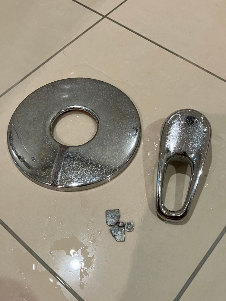 shower tap head, front