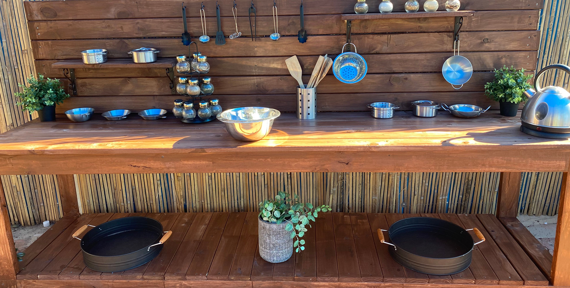 CEELC mud kitchen.png