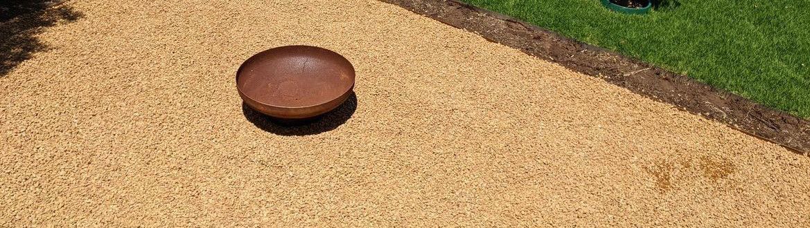 Backyard fire pit area by Benny.jpeg