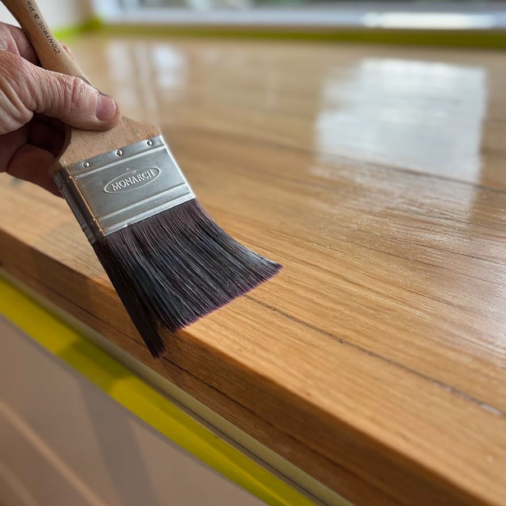 Step 5.3 Applying the oil to edges.jpg