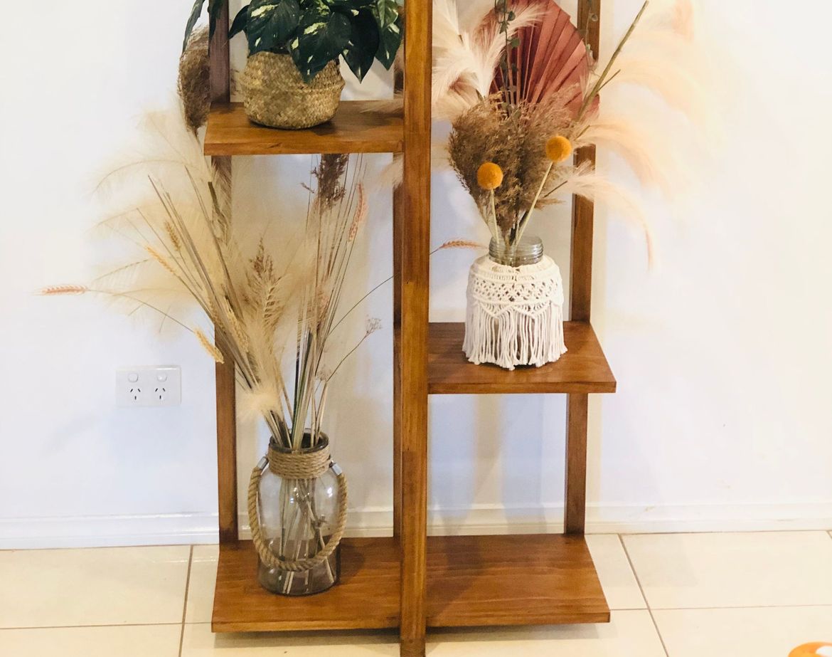 LePallet shelf stand.jpeg