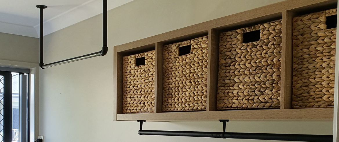 Industrial clothes rail.png