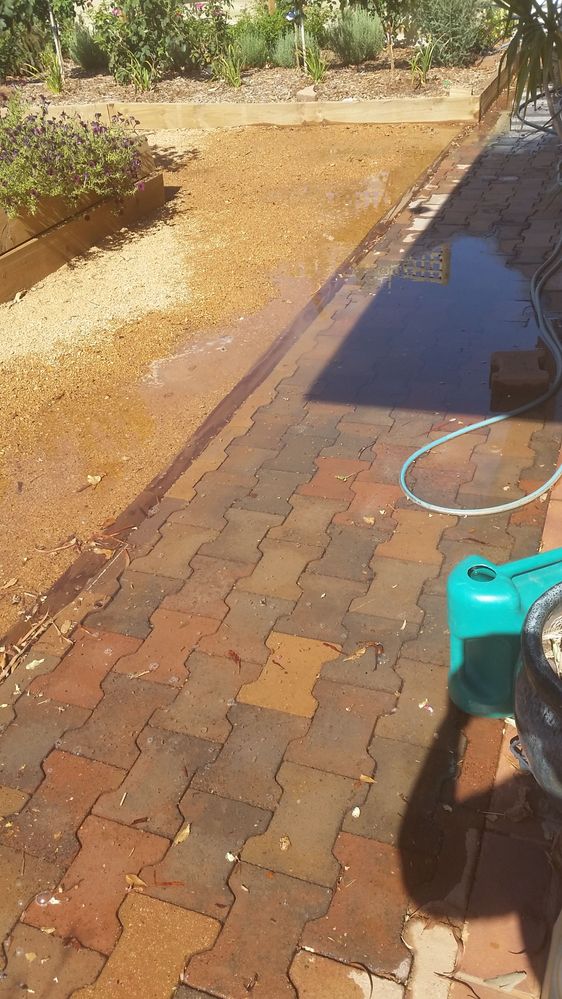 Ops the hose popped off, back to Bunnings for new hose fitting.