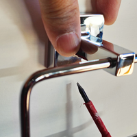 6.3 Install grub screw.png