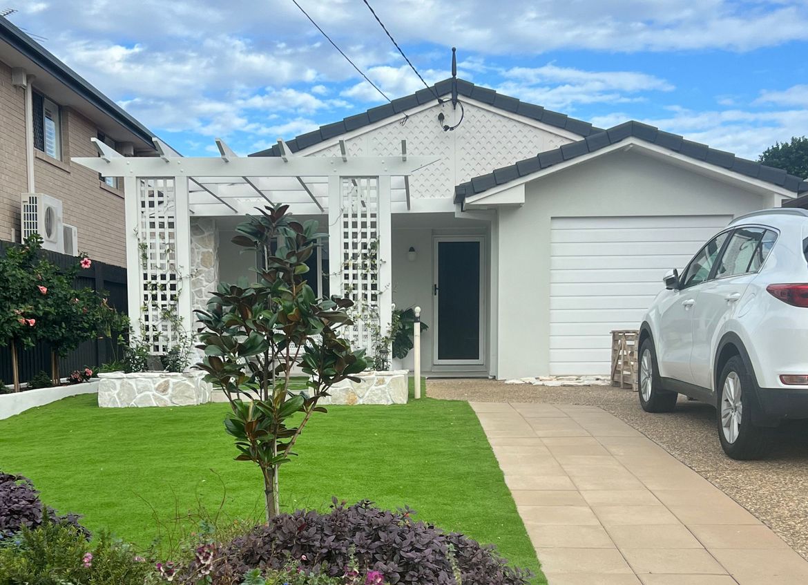 Front yard makeover and paving.jpeg