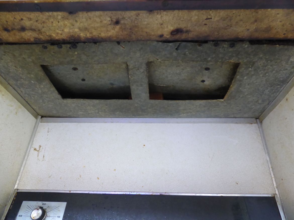 This is what is there now above the stove.