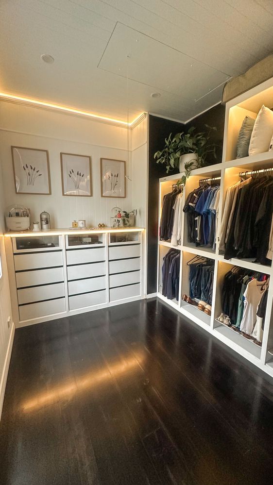 Walk-in wardrobe reno using Flexi Storage.jpg