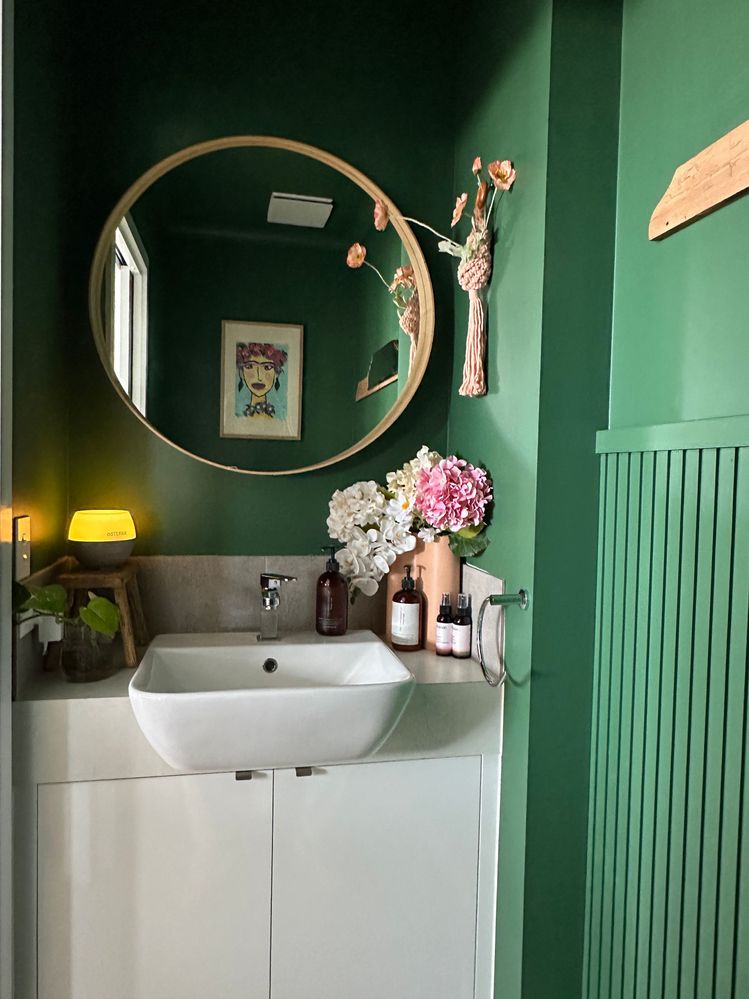 Powder room makeover with Easycraft panels.JPG