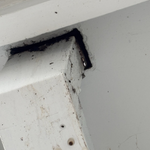 5.6 Gutter not connected.png