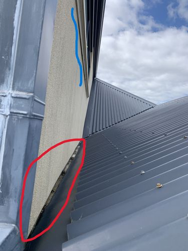 Roof 6_balcony side wall.jpg