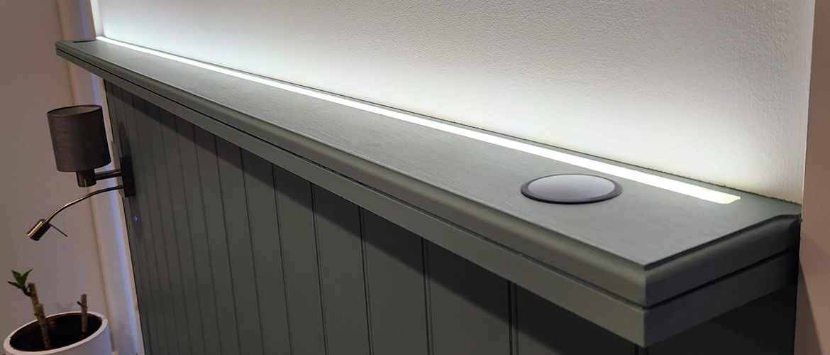 Bedroom feature wall using VJ panels.jpg