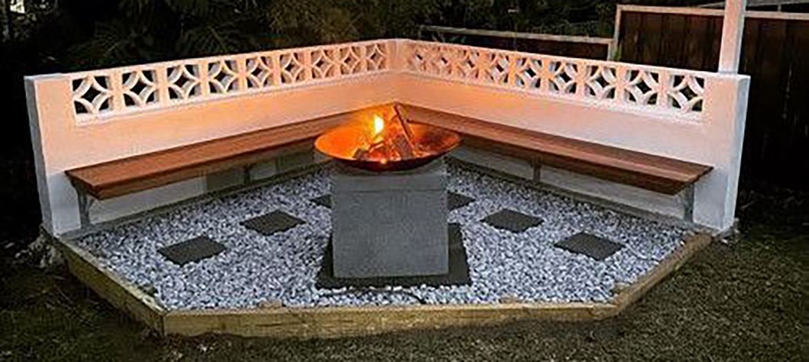 Backyard fire pit using Besser.jpeg