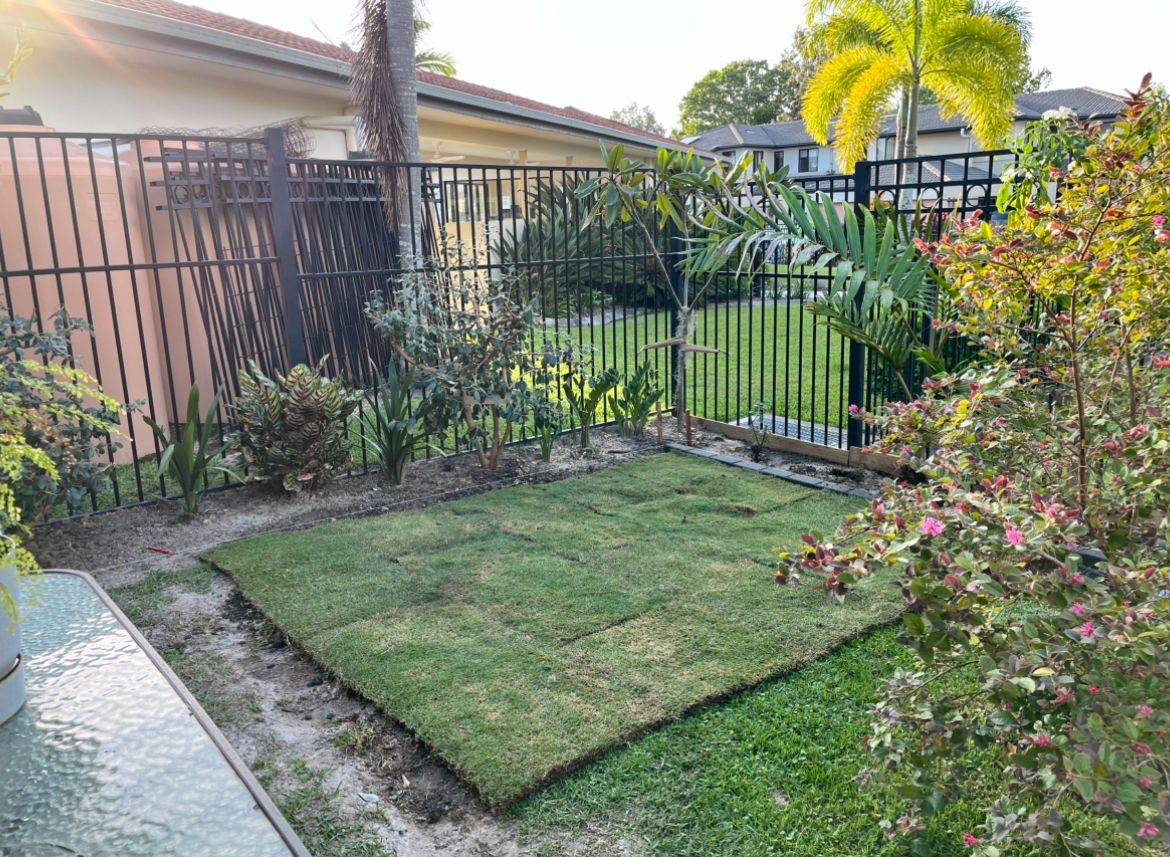 Turf laid, not the best job but this was with my L plates on