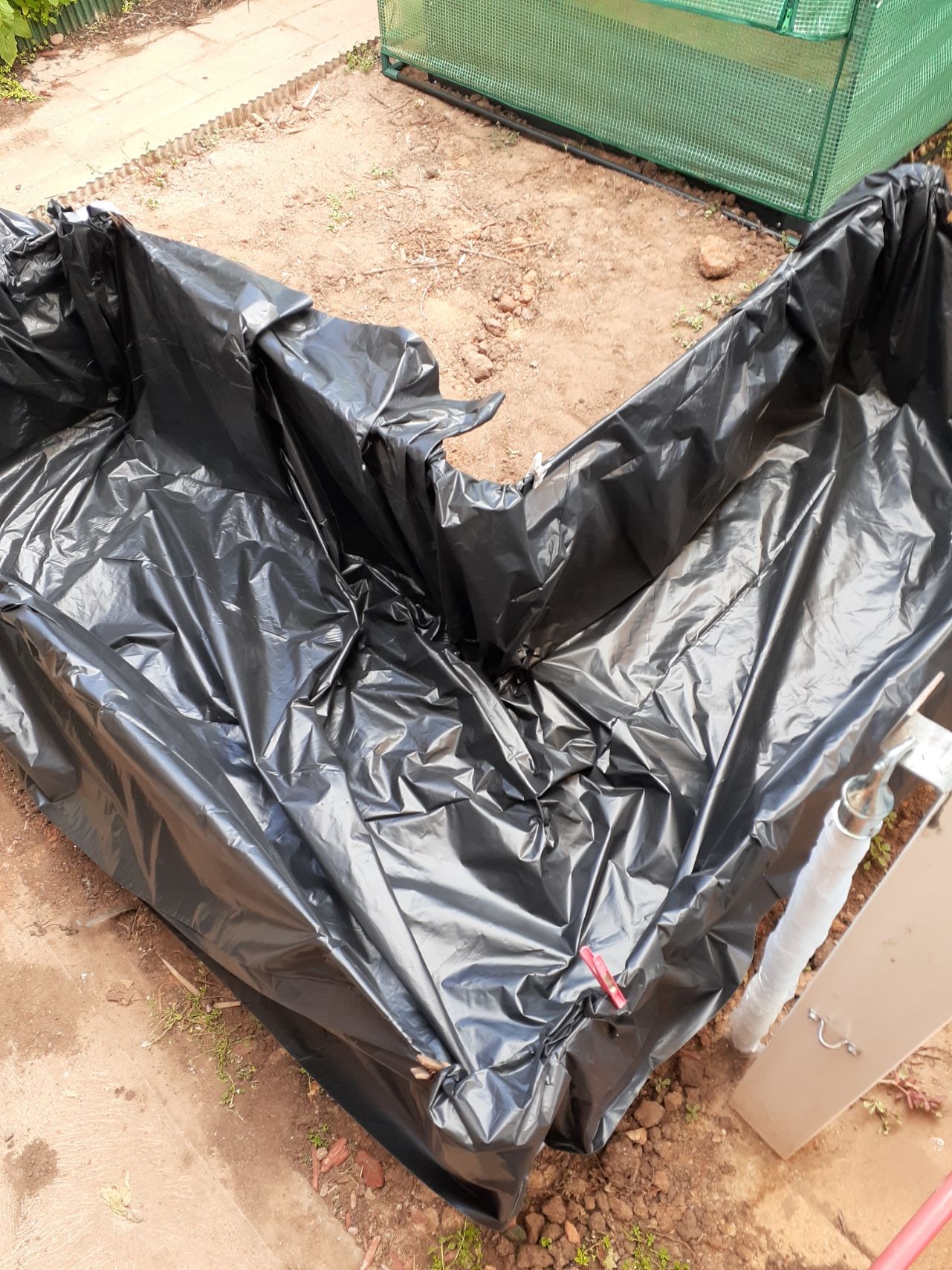 Wicking raised garden bed Bunnings community