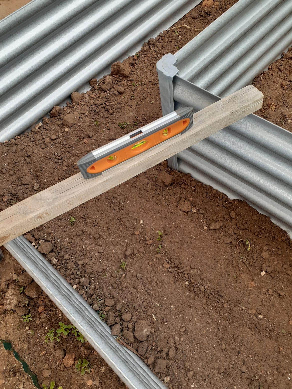 Wicking raised garden bed Bunnings community
