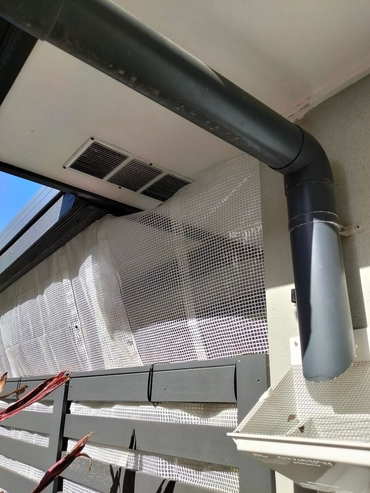 outside rear patio2.jpg