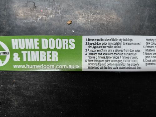 hume door.jpg