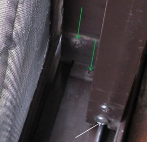 remove green arrow screws