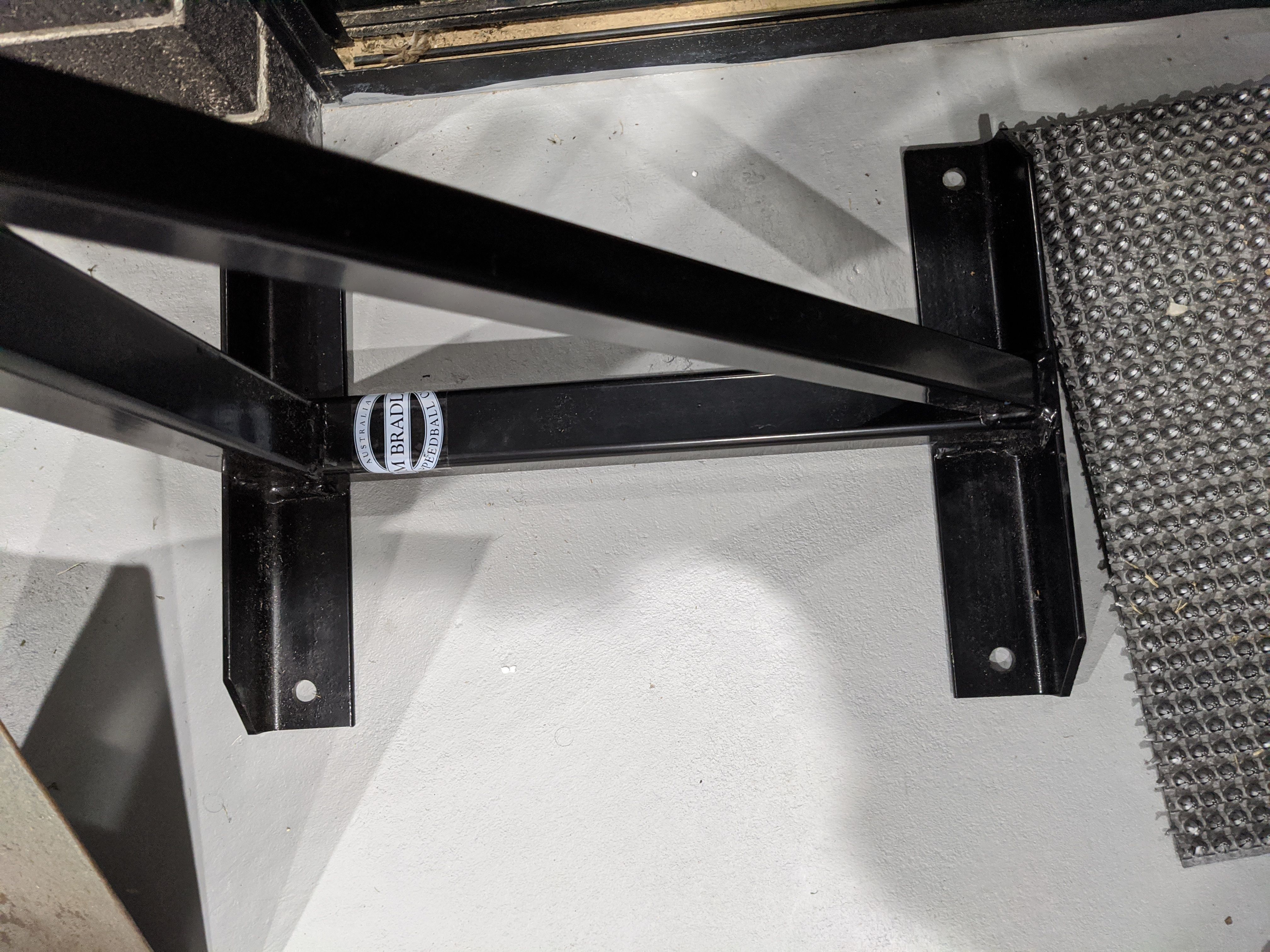 Wall mounting 50kg boxing bag Page 2 Bunnings community