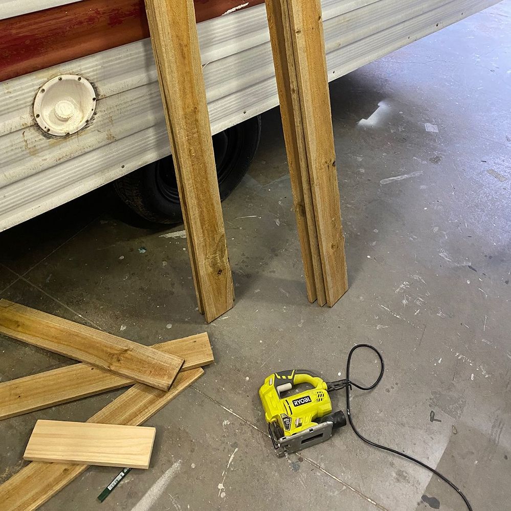 1.2 Pine strips to fill the gaps .jpg