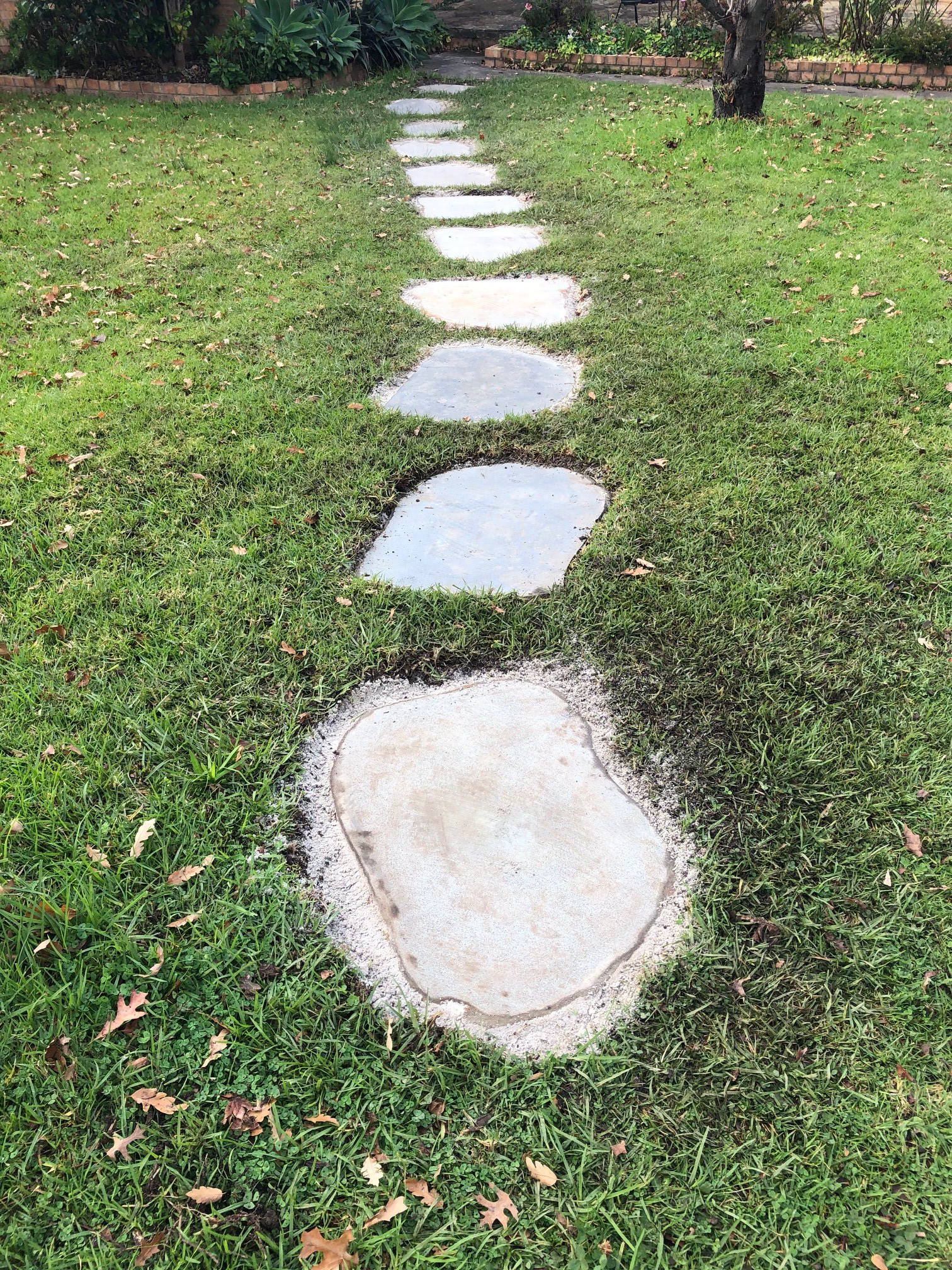 bluestone rounds for front garden path bunnings workshop