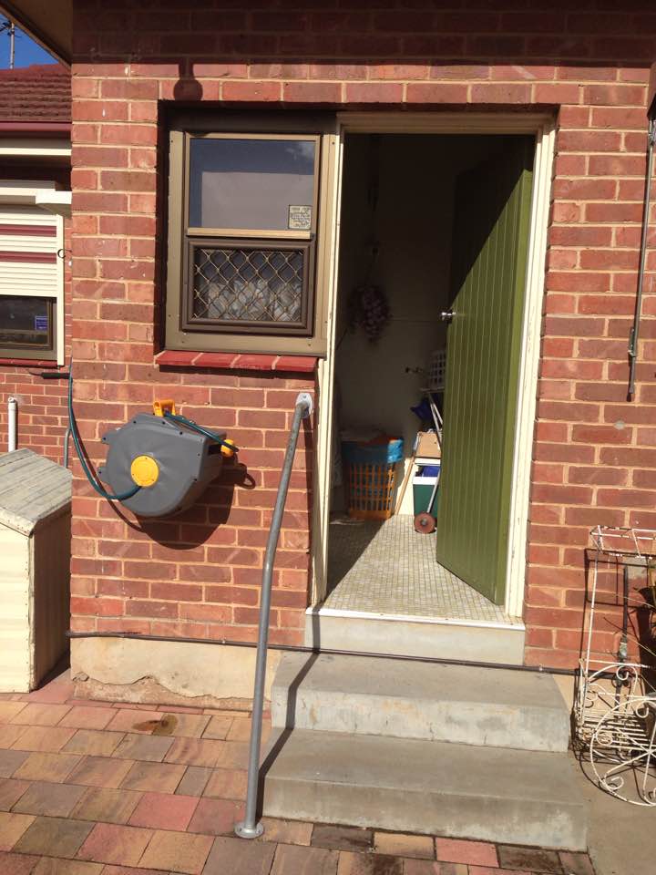 Laundry door frame Bunnings community