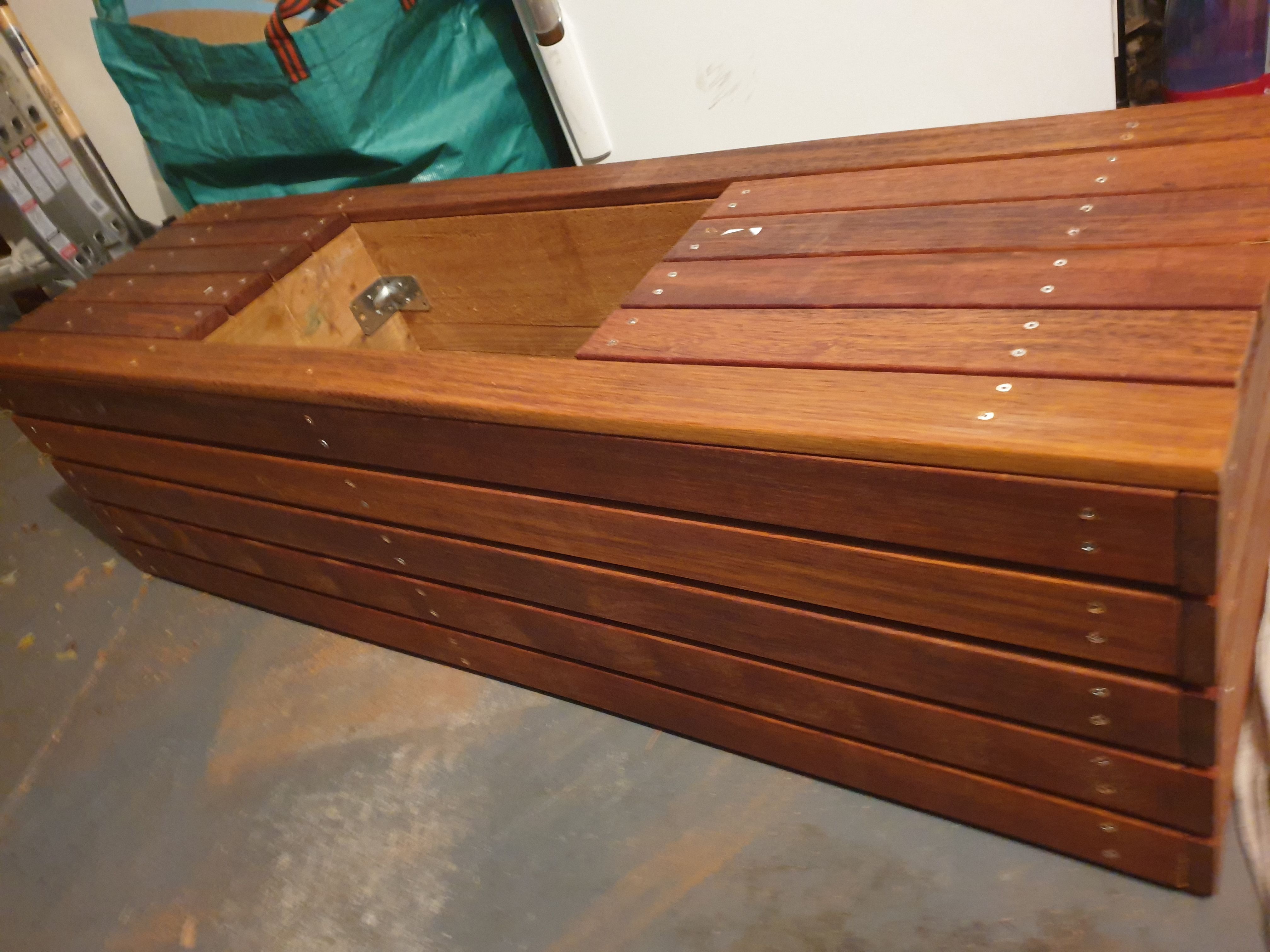 Seating / Planter box Bunnings community