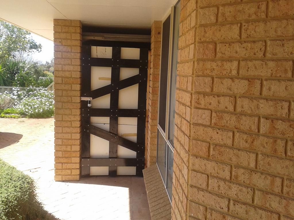 How to hang a heavy door? Bunnings community