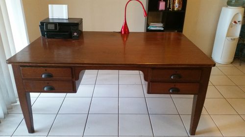 Partner Desk Front .jpg