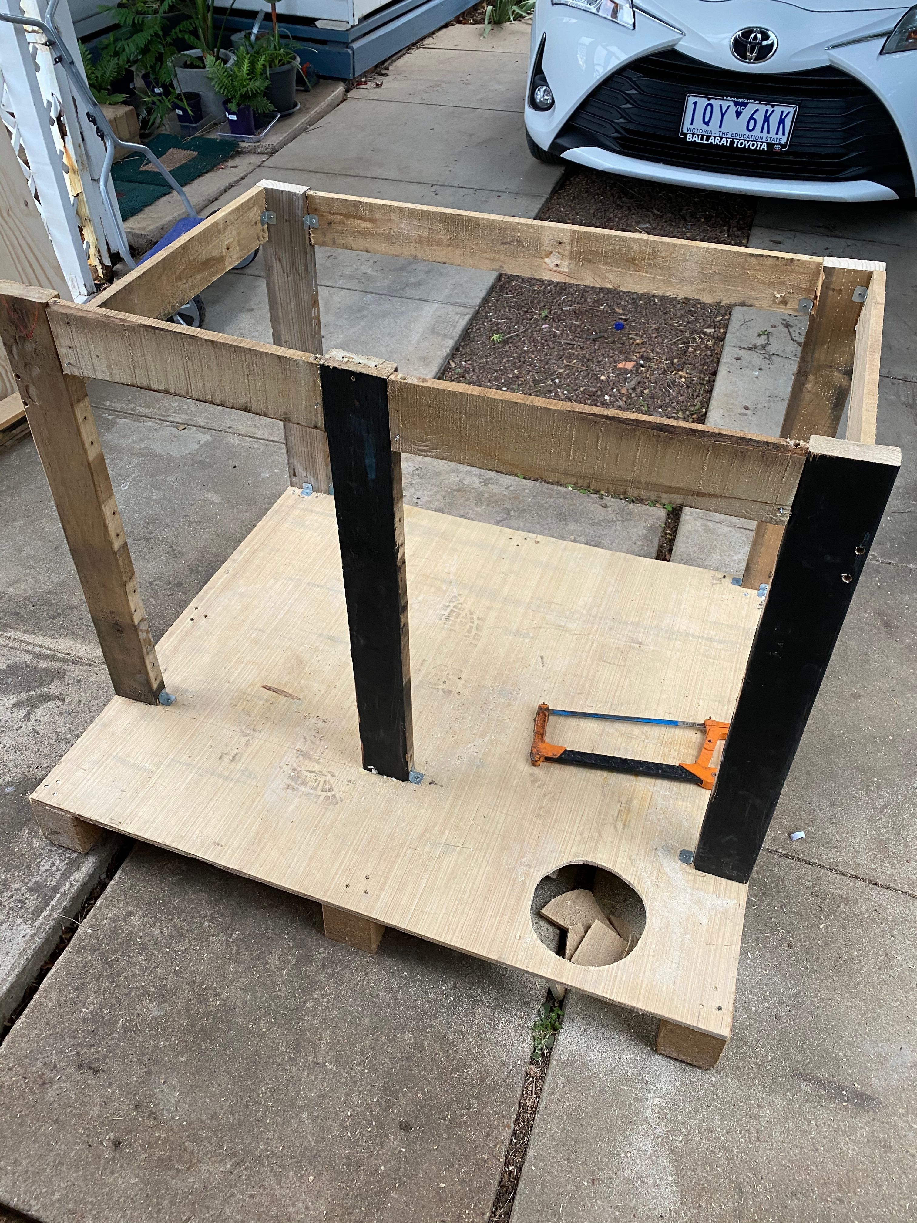 DIY Dog kennel Bunnings community