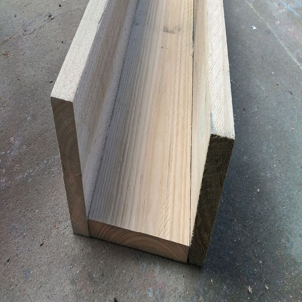 4.2 End view of planter.jpg