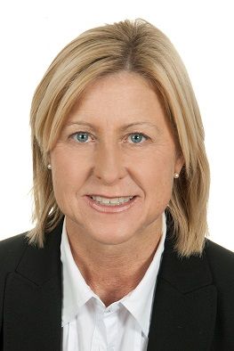 Nanette Head small.jpg