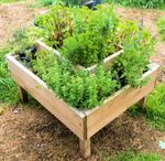 herb planter.jpg