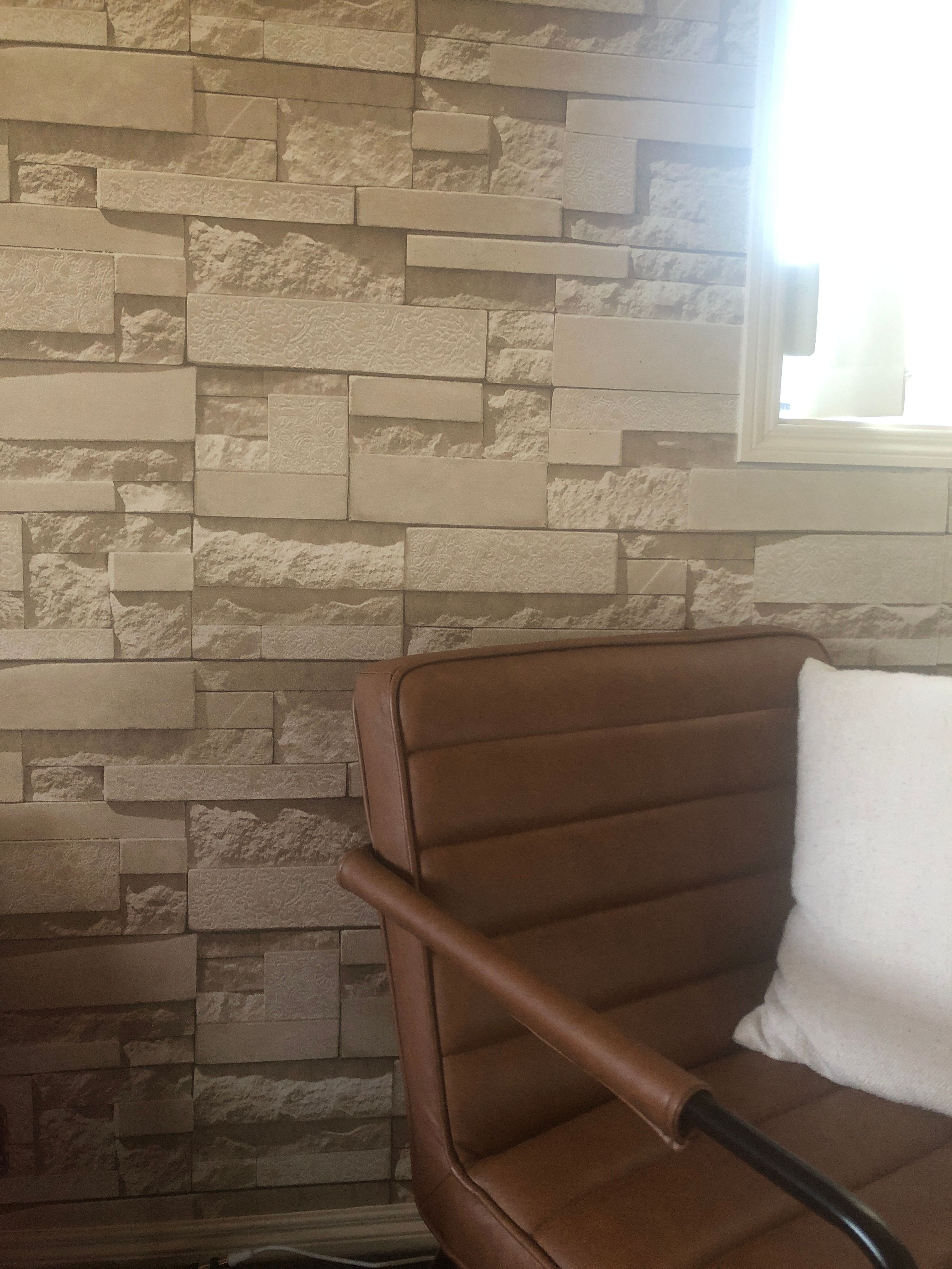 Does anyone still use wallpaper? Bunnings community