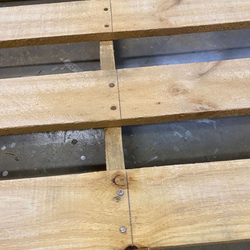 4.2 Continue line across whole pallet.jpg