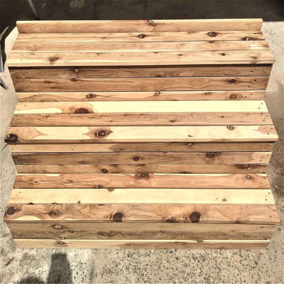 6.2 Finished pot stand.jpg