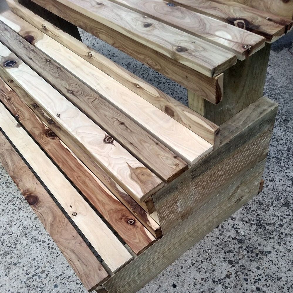 4.2 Dry fitting and establishing gap between slats.jpg