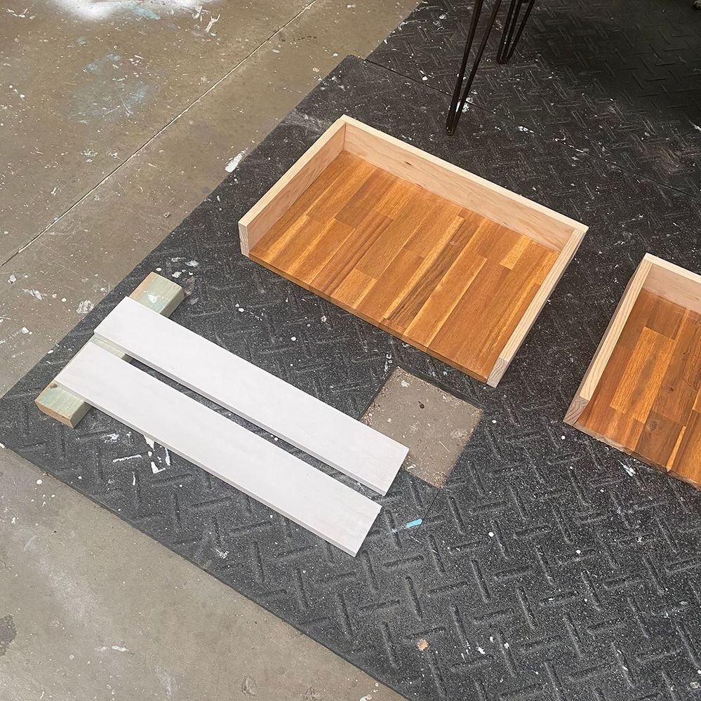 5.2 Drawer fronts painted.jpg