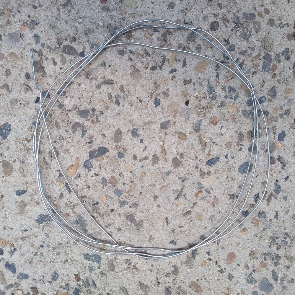 9.1 Hanging wire.jpg