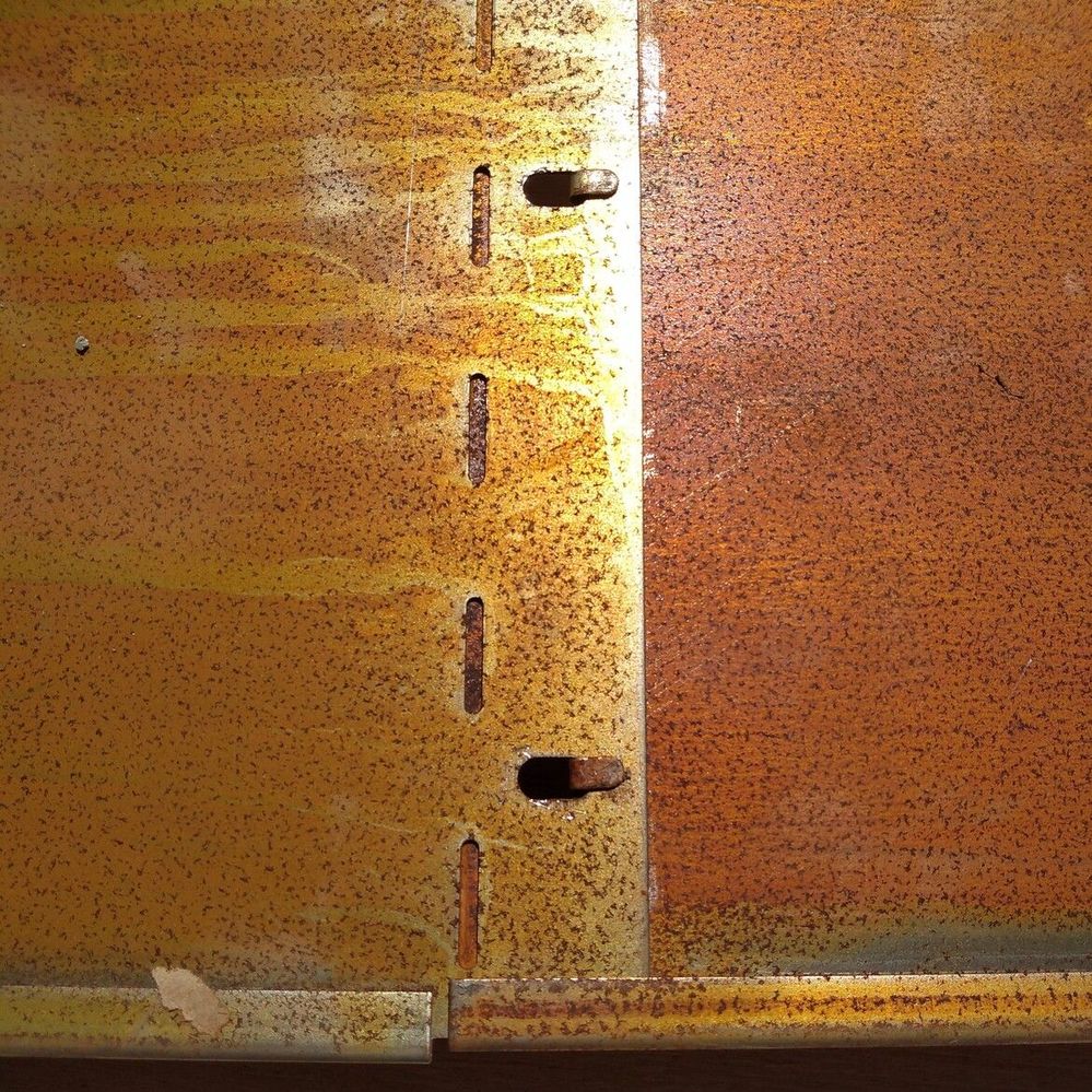 6.1 Joining landscape edging.jpg