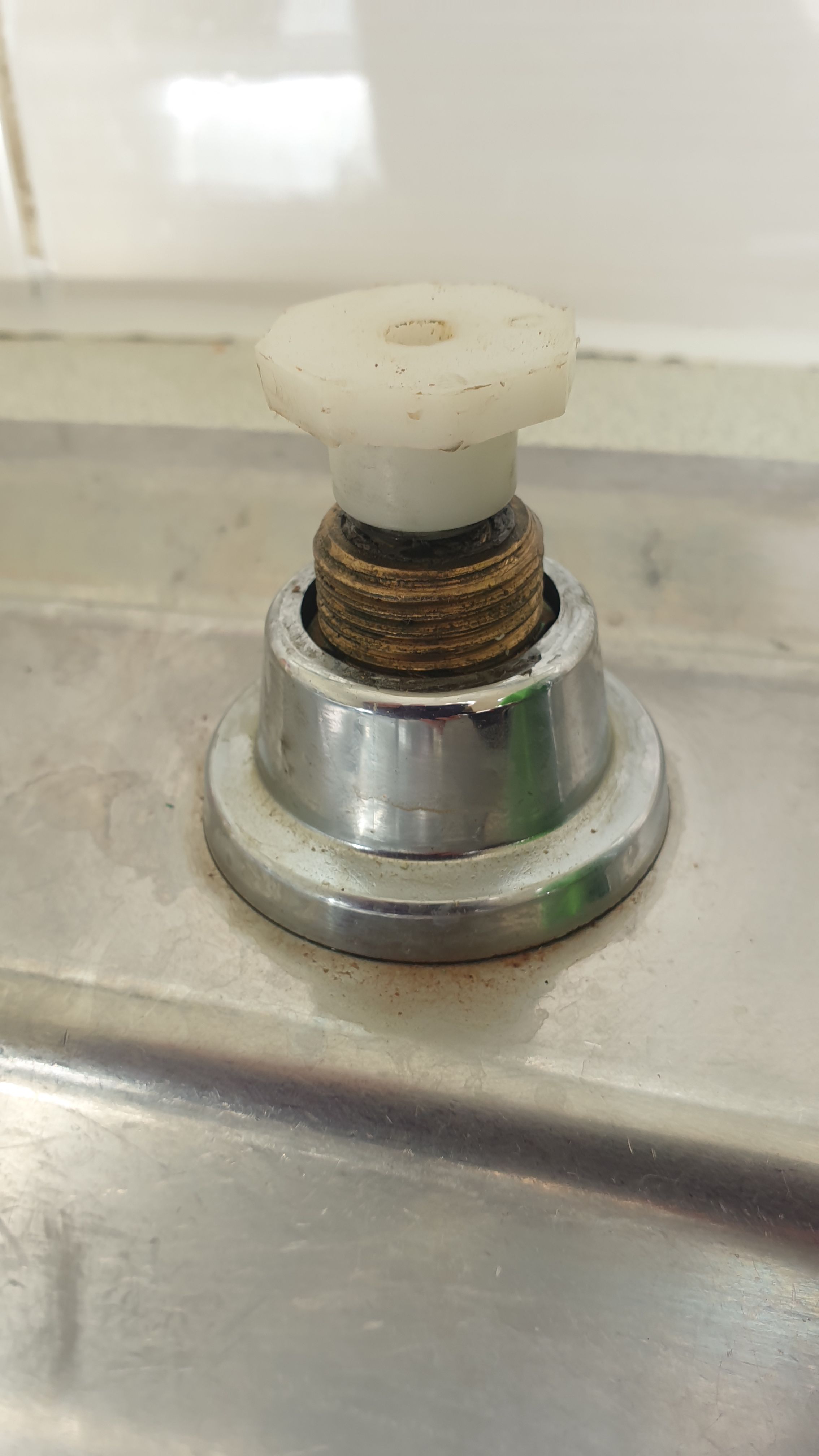 Can't figure out tap replacement Bunnings community