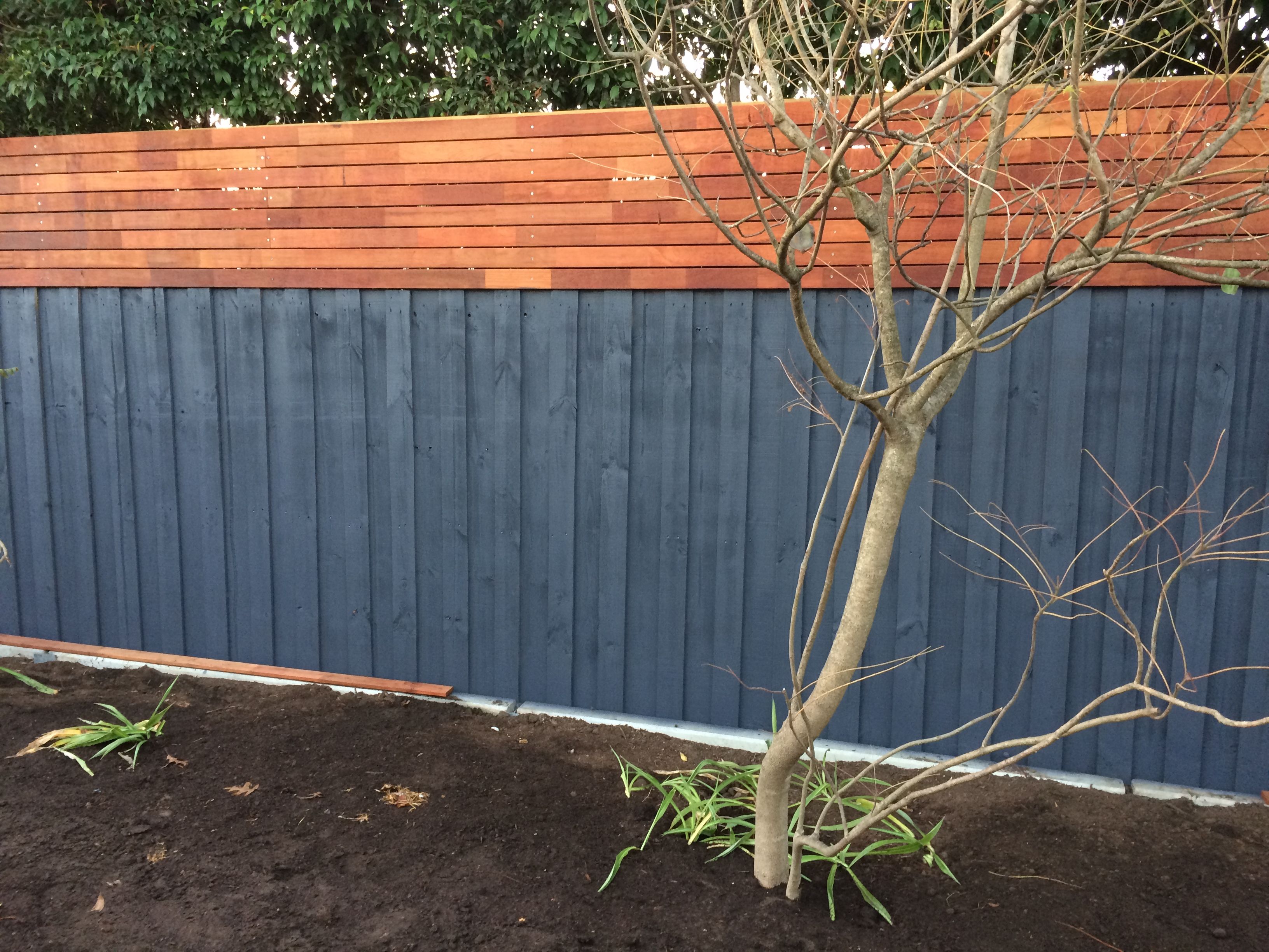 Fence rejuvenation by spray painting Bunnings community