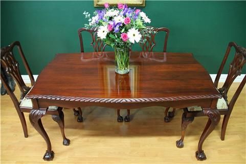 Dining Table and Chairs.jpg