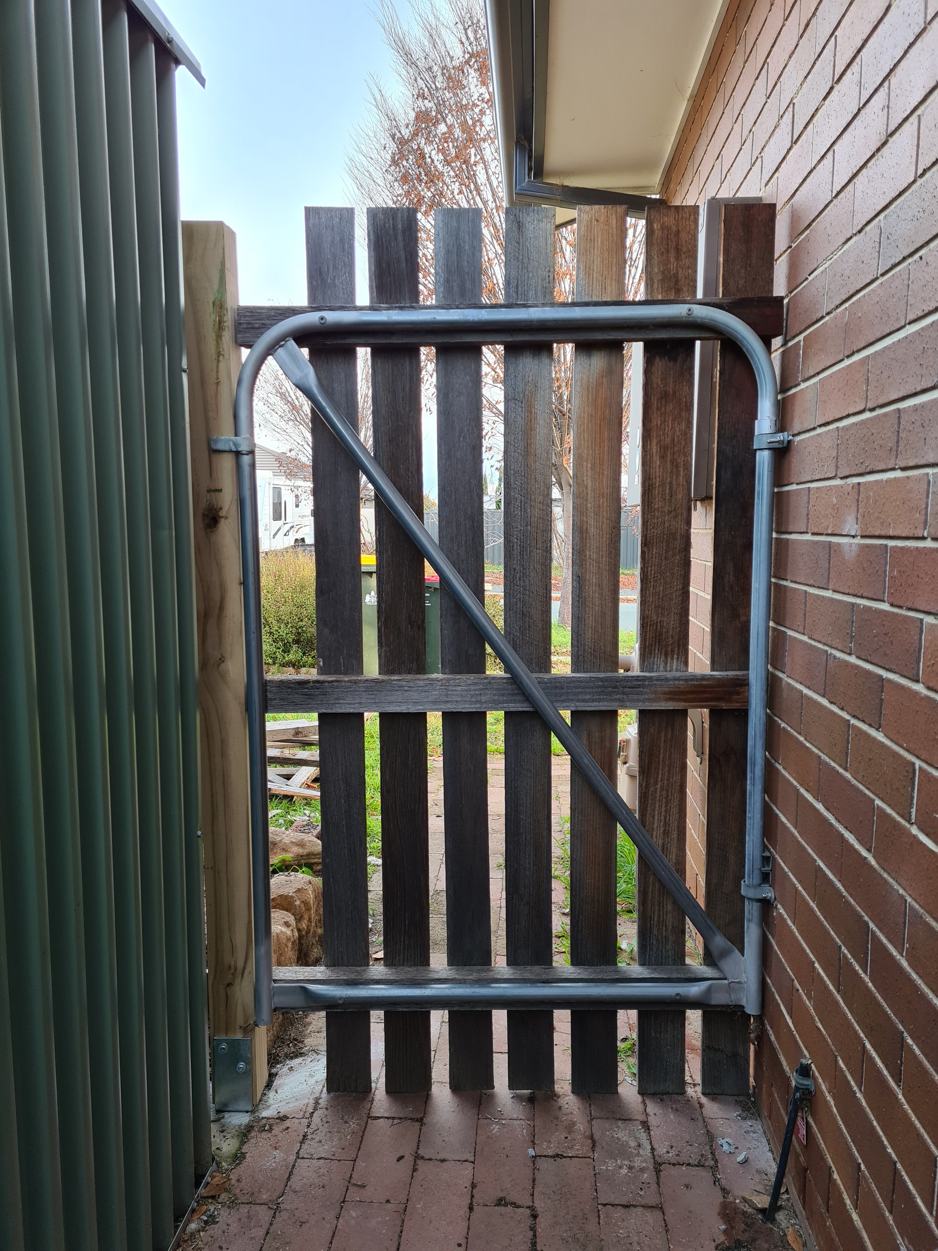 How to reclad my timber garden gate? Bunnings community